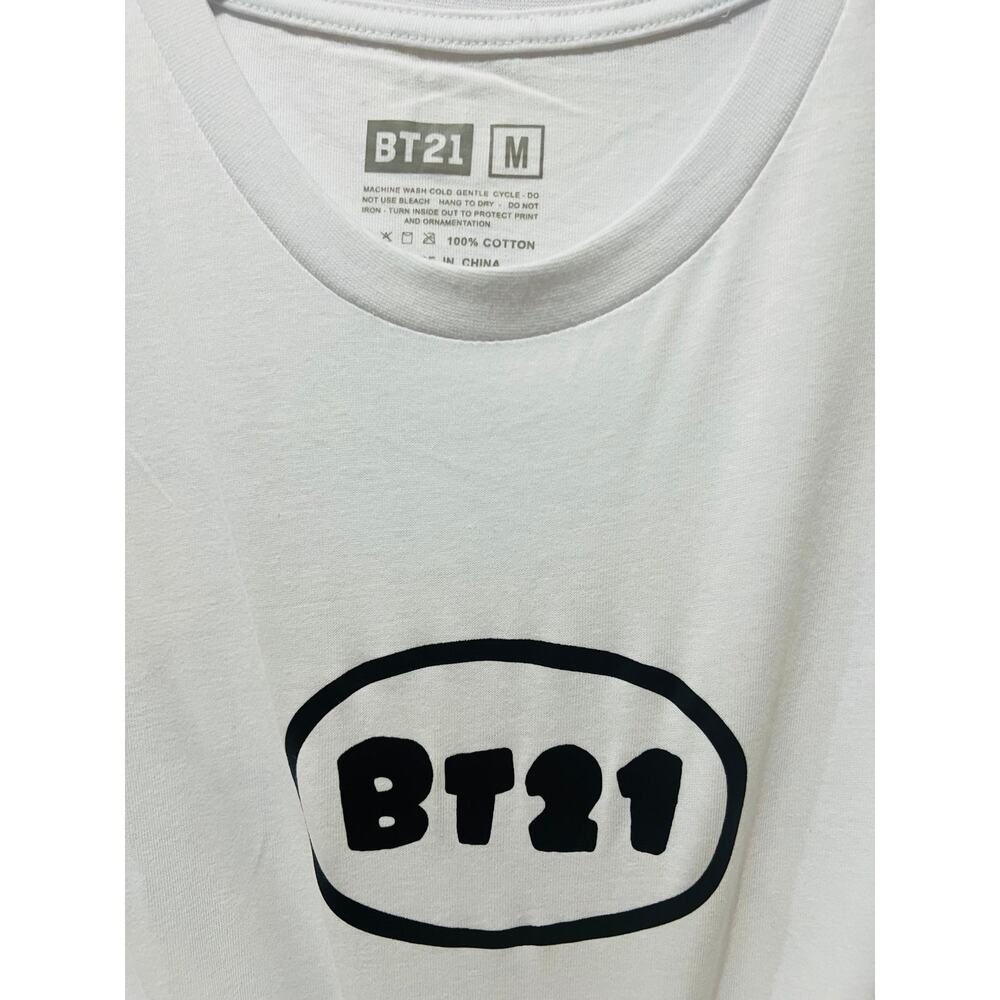 NWT❤️BT21 Line Friends Logo Graphic Tee szM - Picture 4 of 6